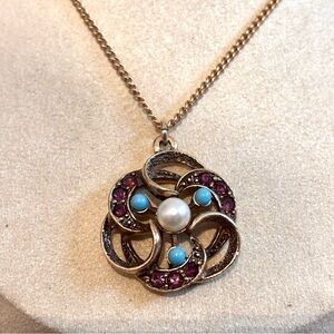Emmons Pearl and Garnet vintage gold tone pendant necklace